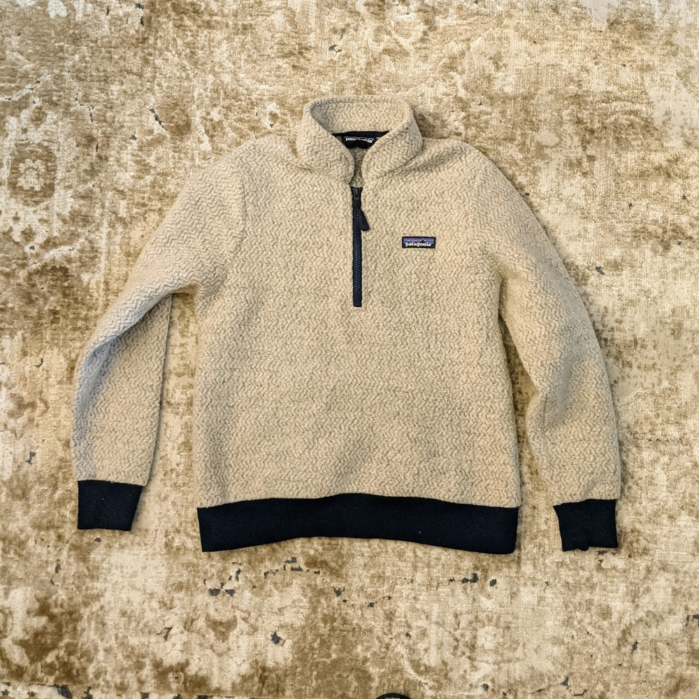 Patagonia 1/4 zip sweater.
